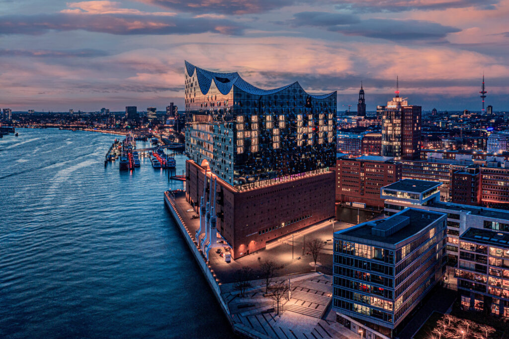 Mediaserver Hamburg / Fotograf: www.instagram.com/sascha_b_hamburg/ Bildbearbeitung:Doublevision